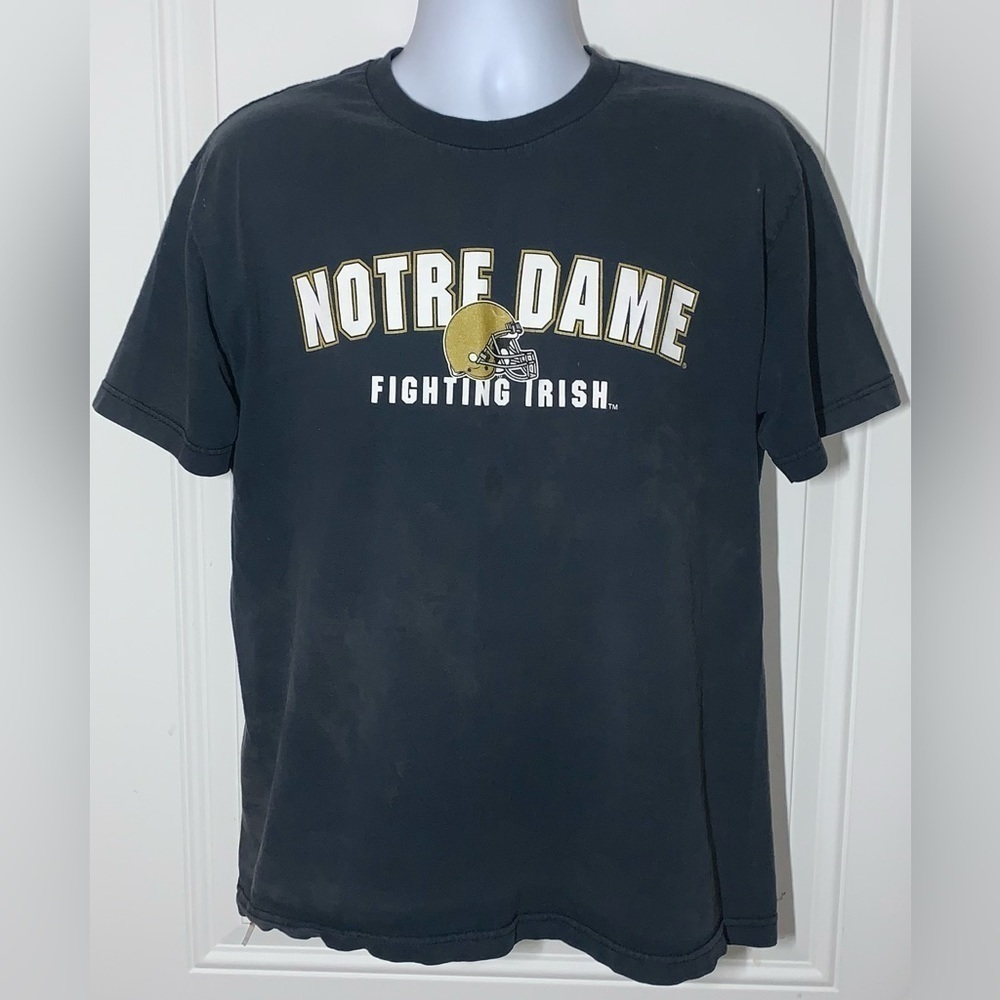 Vintage Notre Dame fighting Irish tshirt